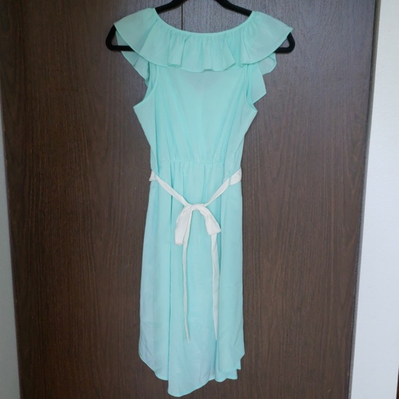 Alya Short Dress - Picture 2 of 3